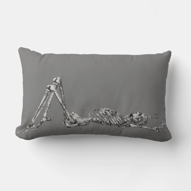 Skeleton Lay Down Black Halloween Lumbarkudde (Framsida)