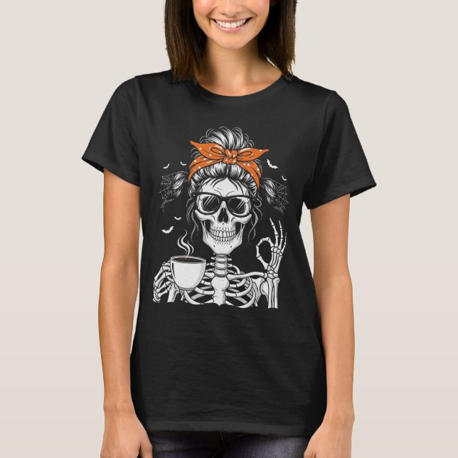 Skeleton Messy Bun Drinking Coffee Halloween Bow T Shirt (Framsida)
