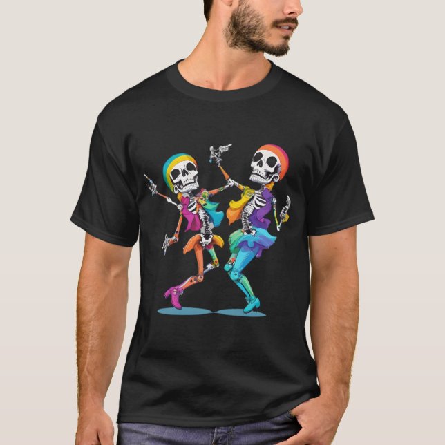 Skeleton Pirater Dancing Rainbow T Shirt (Framsida)