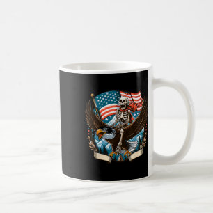 Skeleton Riding Eagle USA 4:e juli Pat Kaffemugg