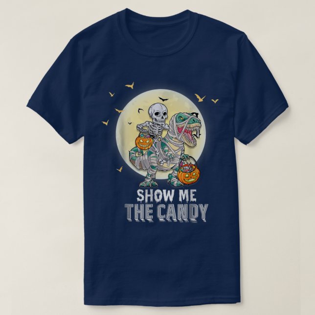 Skeleton Riding Mummy Dinosaur T re Halloween pump Shirt (Design framsida)