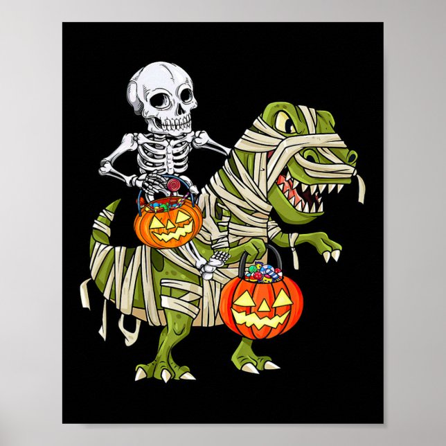 Skeleton Riding Mummy Dinosaur T Rex Halloween Fun Poster (Framsidan)