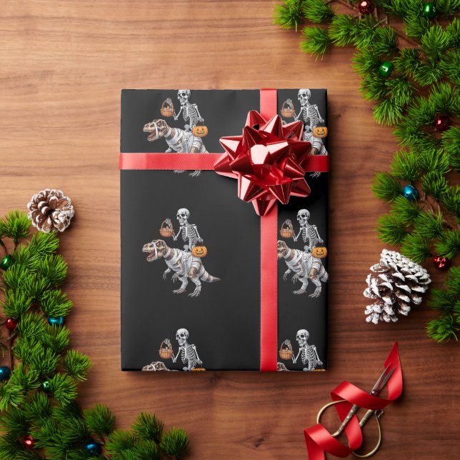 Skeleton Riding Mummy Dinosaur T rex Halloween Rol Presentpapper (Julgåva)