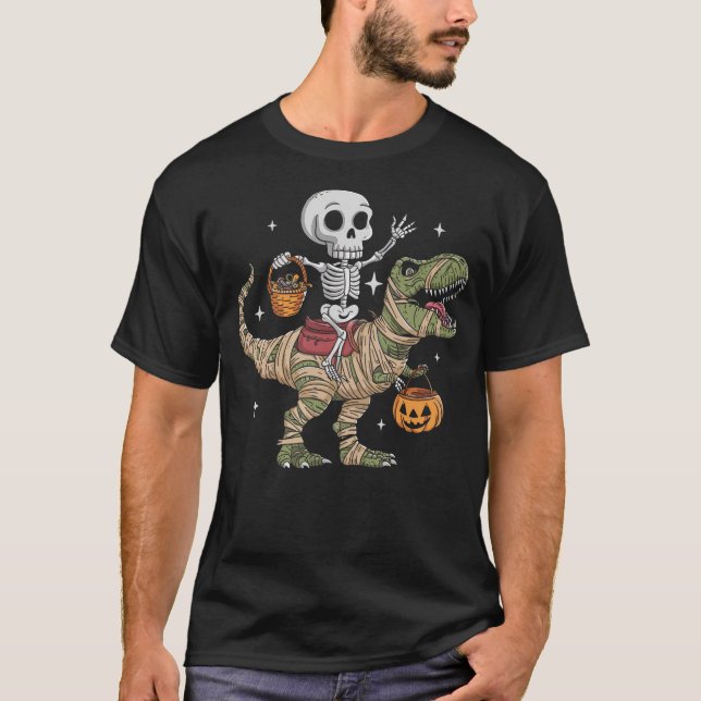 Skeleton Riding Mummy Dinosaur T Rex Pumpkin Happy T Shirt (Framsida)