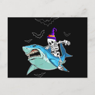 Skeleton Riding Shark Funny - Crazy Halloween Gift Helg Vykort