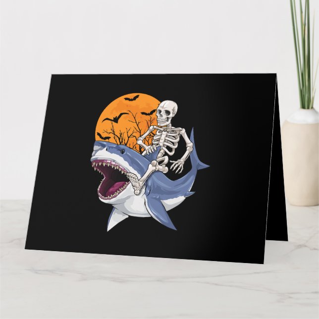 Skeleton Riding Shark Funny Halloween Costume Boys Kort (Framsida)