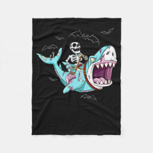 Skeleton Riding Zombie Shark Funny Halloween Gift Fleecefilt