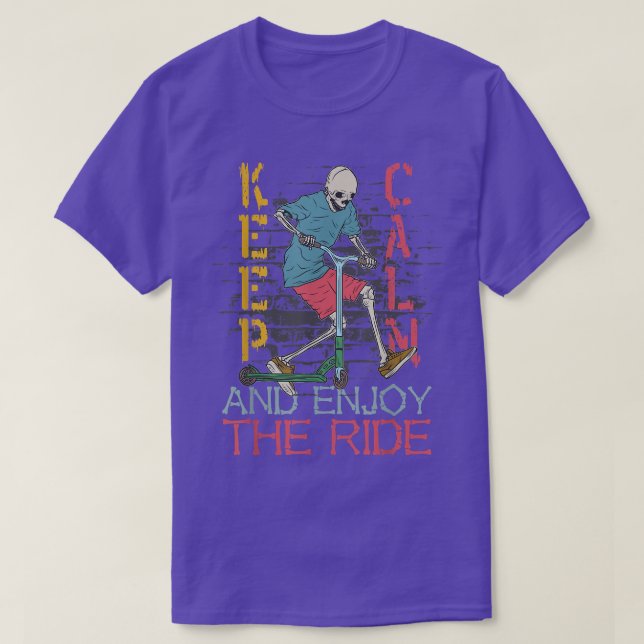 Skeleton Scooter Streetstyle Retro Stunt Scooter  T Shirt (Design framsida)