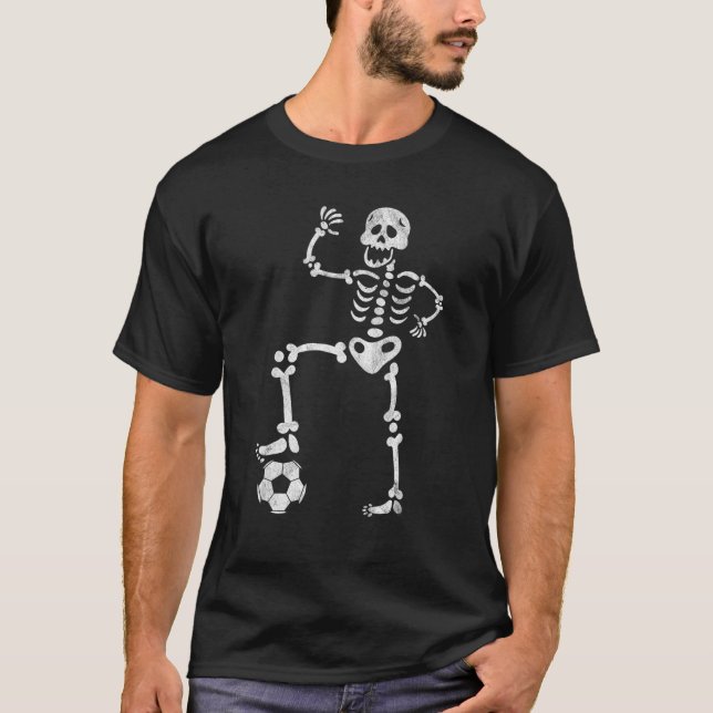 Skeleton Soccer Football Halloween Sport Player Co T Shirt (Framsida)