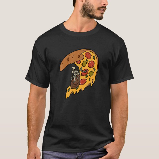 Skeleton Surfing Pizza Slice T Shirt (Framsida)