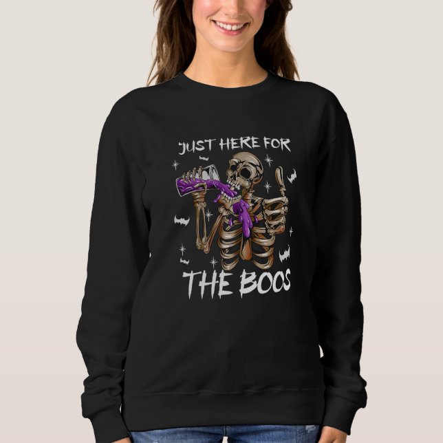 Skeleton Wine I'm Just Here For The Boos T Shirt (Framsida)