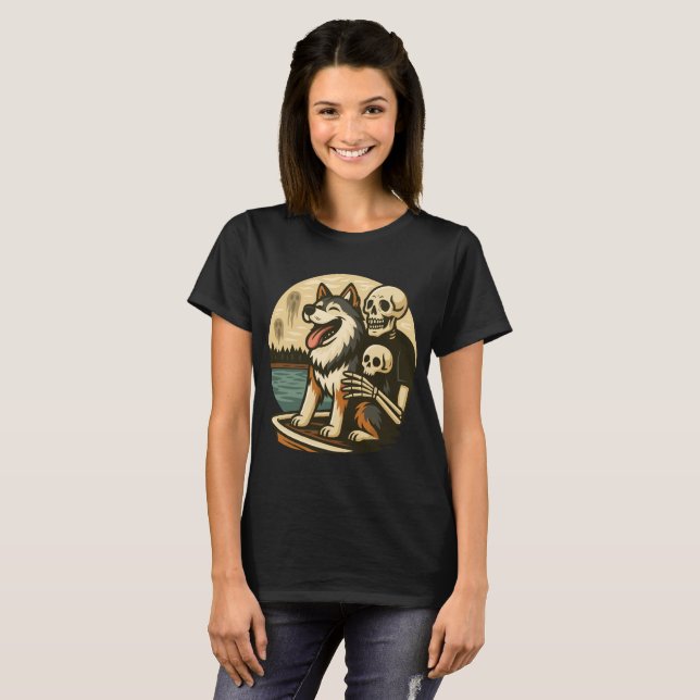 Skeleton with Dog on Haunted Lake Horror Art T Shirt (Hel framsida)