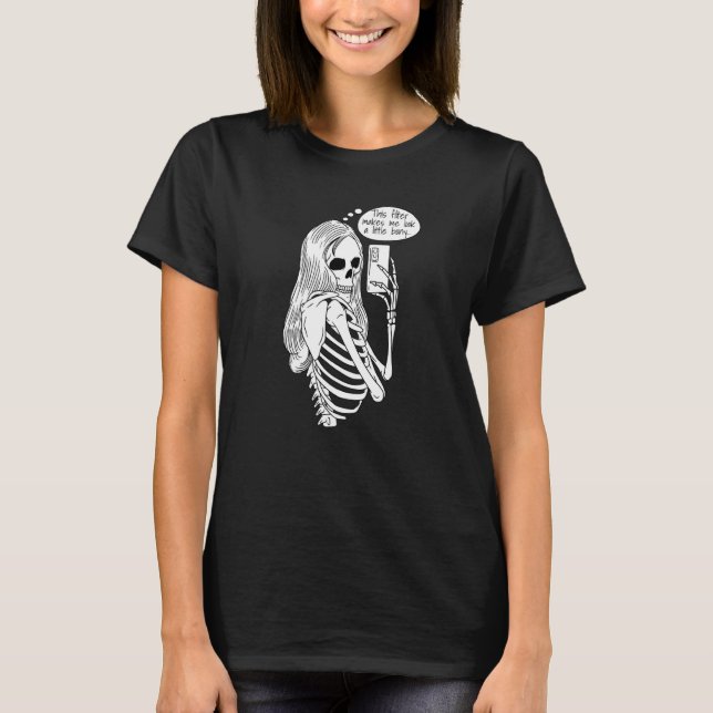Skeleton Woman with Cell Phone Taking Selfie Skull T Shirt (Framsida)