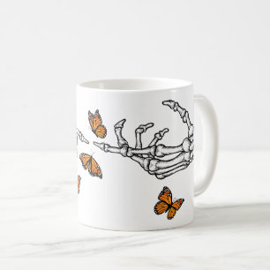 Skelett-händer och monarkfjärilar kaffemugg