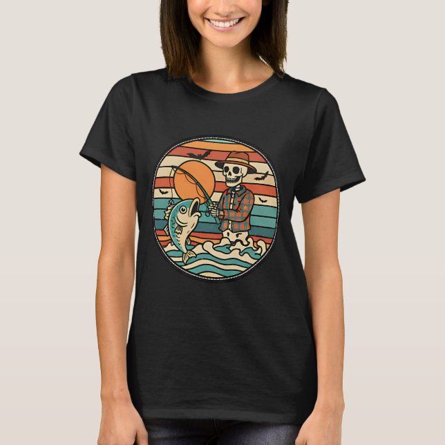 Skelett Solnedgång Fiske Roligt Halloween Spöklik  T Shirt (Framsida)