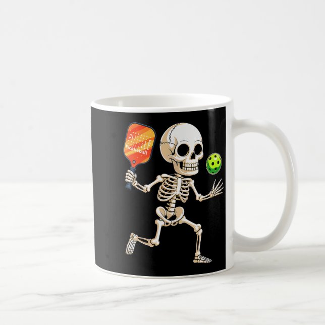 Skelett som spelar pickle ball Halloween-kostym Kaffemugg (Höger)