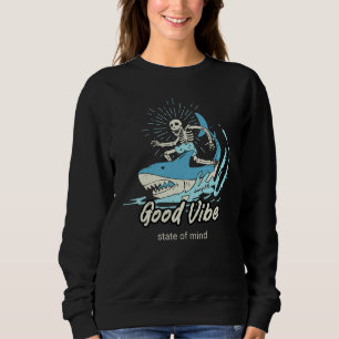 Skelett Surfande Haj Blå Ocean God Vibration T Shirt