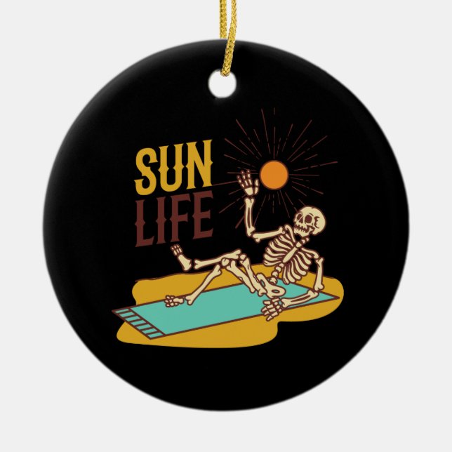 Skelton i sol på en julgransprydnad keramik (Framsidan)