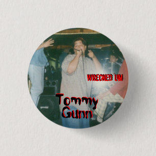 Skeppsbrutna 'Um TOMMY GUNN knäppas Knapp