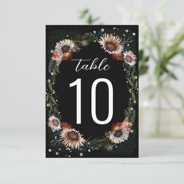 Sketched Flowers Boho Black Bordsnummer (Stående Fram)