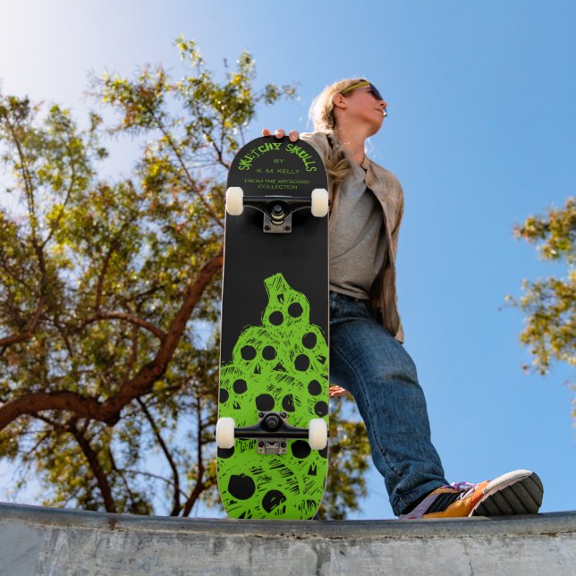 SKETCHY-DÖSKALLARNA - Skateboard (Utomhus 1)