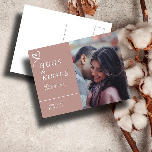 Skicka Hugs & Kisses med Anpassningsbar Photo Vale Vykort