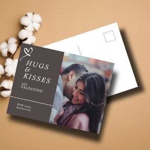 Skicka Hugs & Kisses med Anpassningsbar Photo Vale Vykort