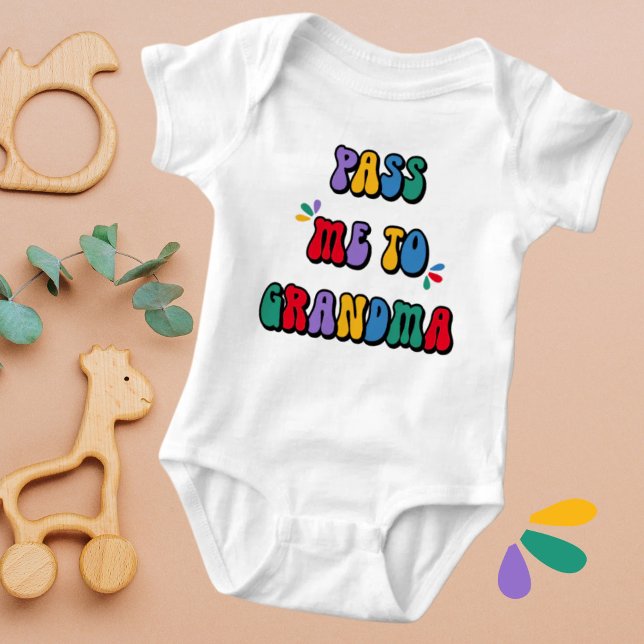 Skicka mig till mormor Rolig och nyckfull T Shirt (Skapare uppladdad)