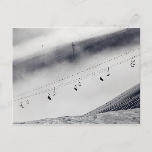 Skidåkare på en stollift vykort (Framsida)