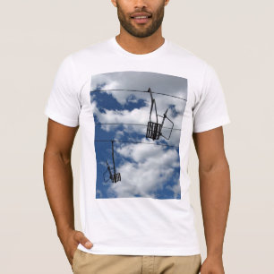 Skidlift och himmel tee