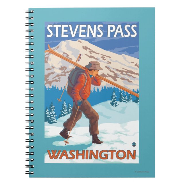 Skier Carshing Snö Skis - Stevens Pass, WA Anteckningsbok Med Spiral (Framsidan)