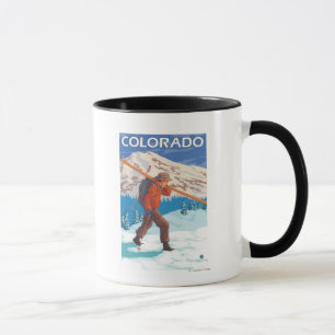 Skier som bär SkisColorado Mugg