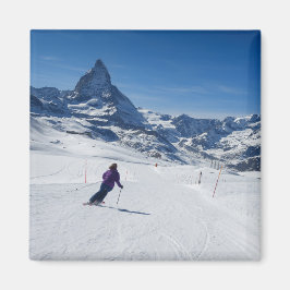 Skiing med Mt. Matterhorn i Zermatt, Schweiz Magnet