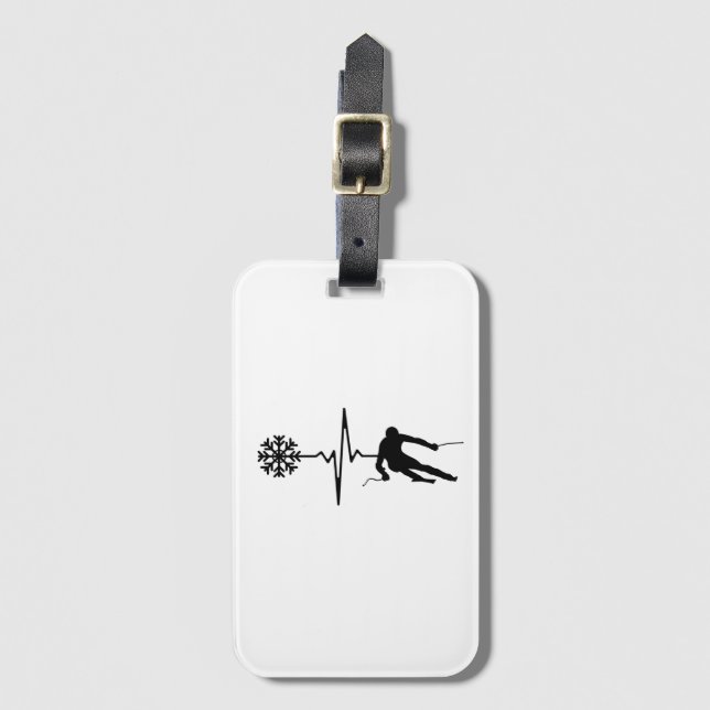 Skiing - Skiing Heartbeat Skier Gift Bagagebricka (Framsida vertikal)