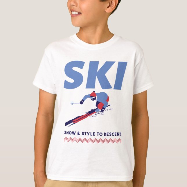 Skiing Stylishly Down The Slopes  T Shirt (Framsida)