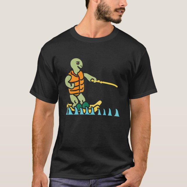 Skiing Turtle Tortoise Skier Summer Sport Waterski T Shirt (Framsida)