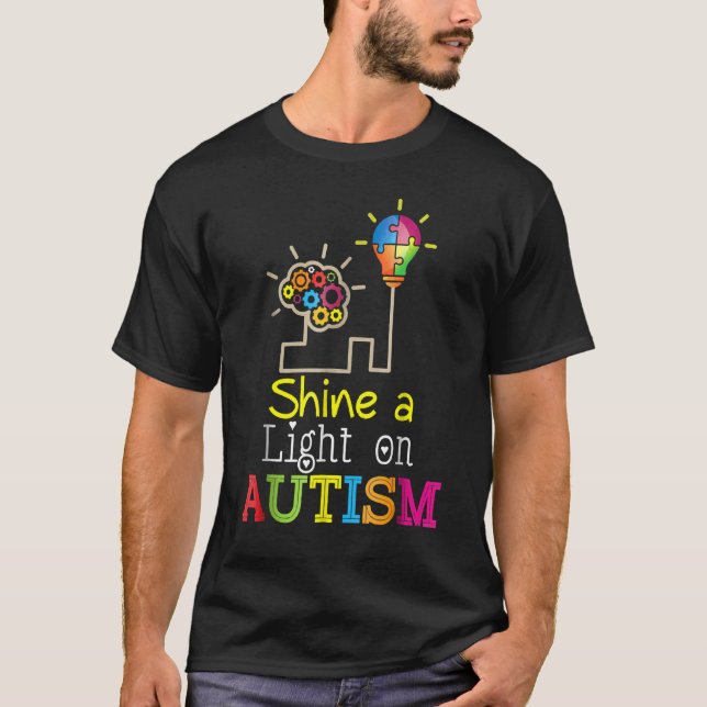 Skina ett ljus på Autism Puzzle Bulb Autism Awaren T Shirt (Framsida)