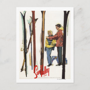 Skis står upp i Snö med lite Poster Vykort