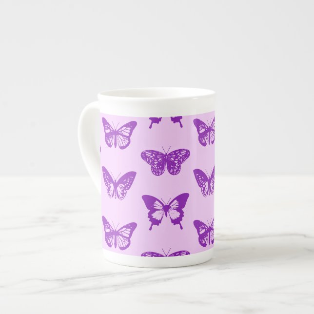 Skiss, rosa och violett fjäril benporslin mugg (Framsida vänster)
