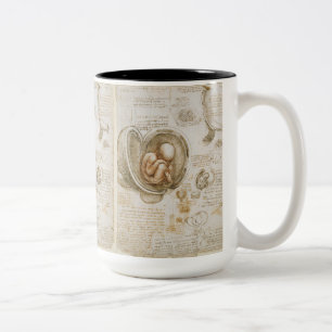 Skissa av foster av Leonardo Da Vinci Två-Tonad Mugg