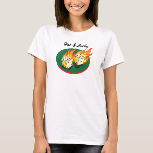 Skitar och Gambling_Flaming Dice_Hot & lyckligt T-shirt