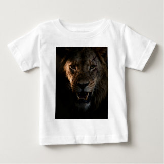 skjorta med ett lejon t shirt