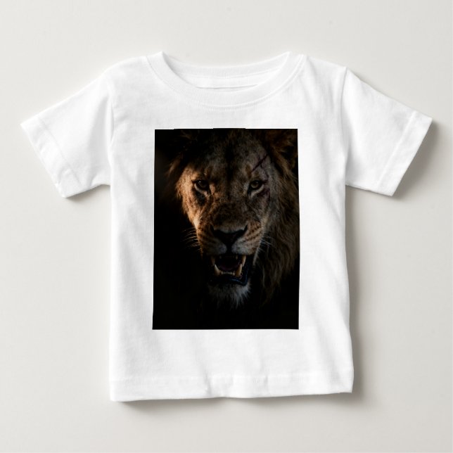 skjorta med ett lejon t shirt (Framsida)