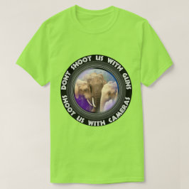 Skjut inte oss Elephant-familjen T Shirt