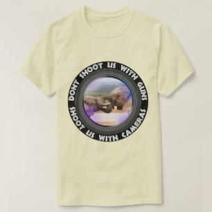 Skjut inte oss Elephant Tug från Krig T Shirt