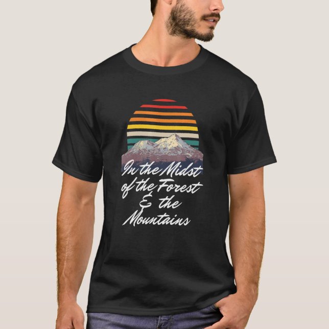 Skog bergen Camper Hiker Camp Hike Outdoo T Shirt (Framsida)