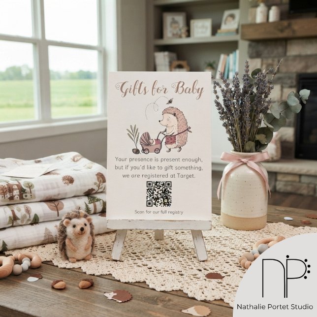 Skog Igelkott Presentkort för Bebis QR-kod Kort (Hand-drawn Forest Hedgehog Gifts for Baby QR Code Card featuring autumn colors and charcoal text)