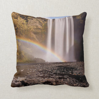 Skógafoss polyesterdekorativ kudde 16" x 16",