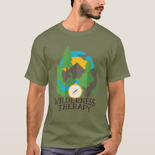 Skogarna Compass Travel vid Wilderness Therapy-ber T Shirt (Framsida)