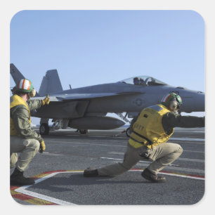 Skogarna ombord på USS George HW Bush Fyrkantigt Klistermärke